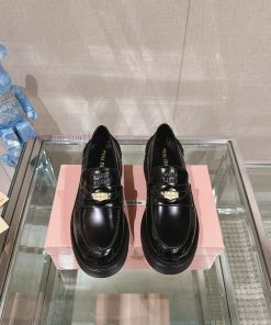 -24Ss Miu Miu Coin Thick Soled LoafersIn The 1950s Loafers Were Paired With Uniforms And Became t656ad8i