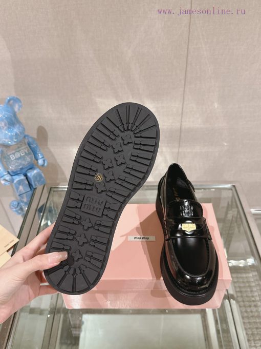 -24Ss Miu Miu Coin Thick Soled LoafersIn The 1950s Loafers Were Paired With Uniforms And Became t656ad8i - Image 10