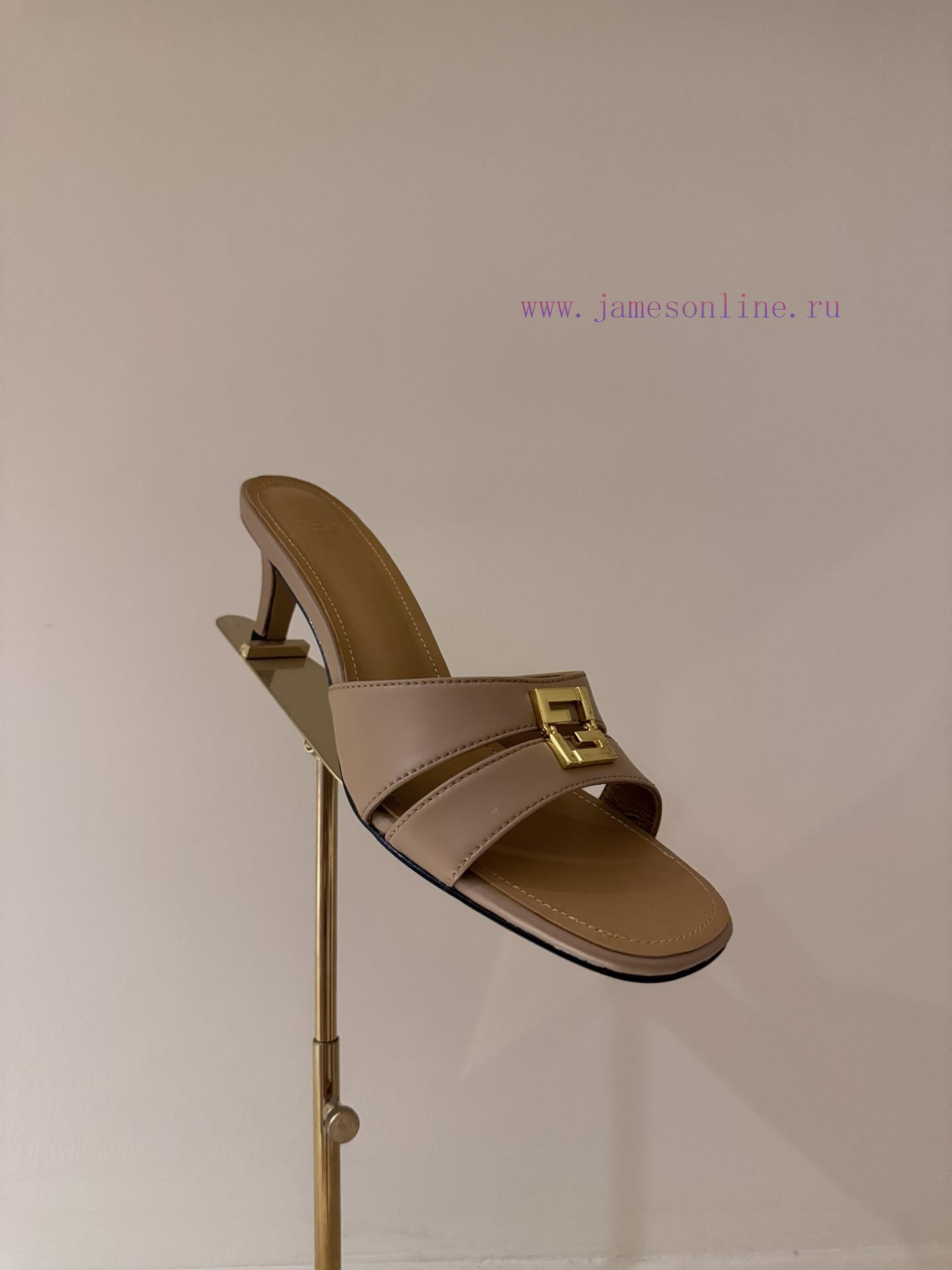 The MostFendi 24ss New Round Head FF Gold Buckle Hollowed Out Slim Heel High-heeled SlippersFen 3vmsyd97 - Image 10