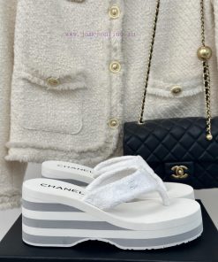 Chanel | Chanel 25C Early Spring New ProductMilan Fashion Show Thick Soled Flip FlopsA Must-hav 7u779t64