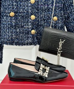 Roger Vivier's Classic Diamond Buckle LoafersOne Of The Popular And Best-selling RV Shoes It Is tq2wgnlz