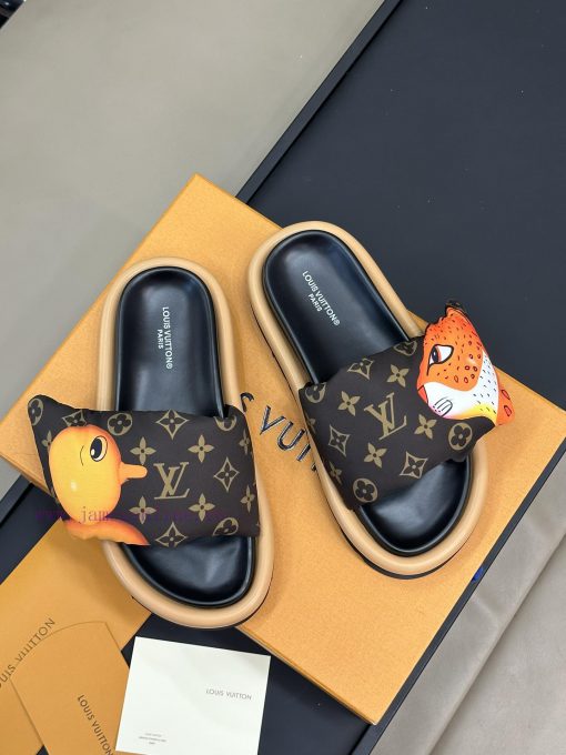 Top Qualitylouis Vuitto…n Ss24 New Arrival～Louis Vuitton 2024 Spring/Summer Down Slippers New P avknux8o - Image 3