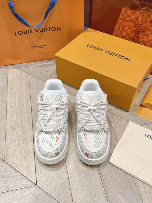 Purchasing LevelGraffiti Latest Couple Series New ColorsLouis Vuitton Trainer Sneaker Is A Fash cb5i6pxx - Image 2