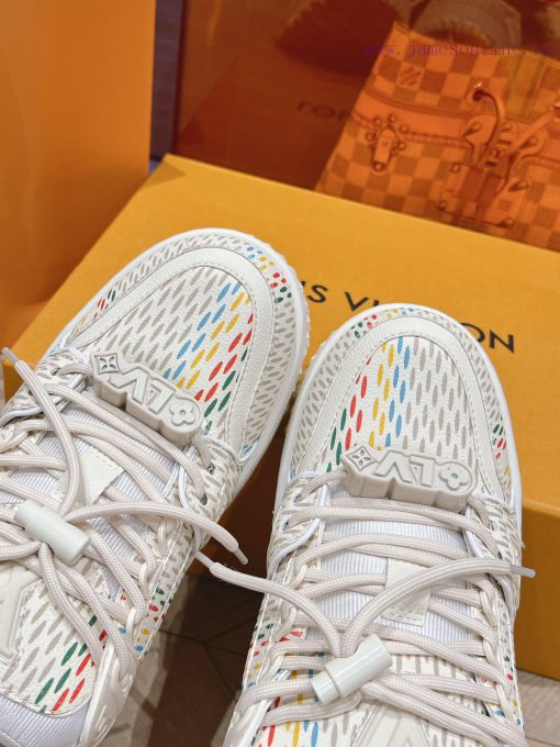 Purchasing LevelGraffiti Latest Couple Series New ColorsLouis Vuitton Trainer Sneaker Is A Fash cb5i6pxx - Image 9