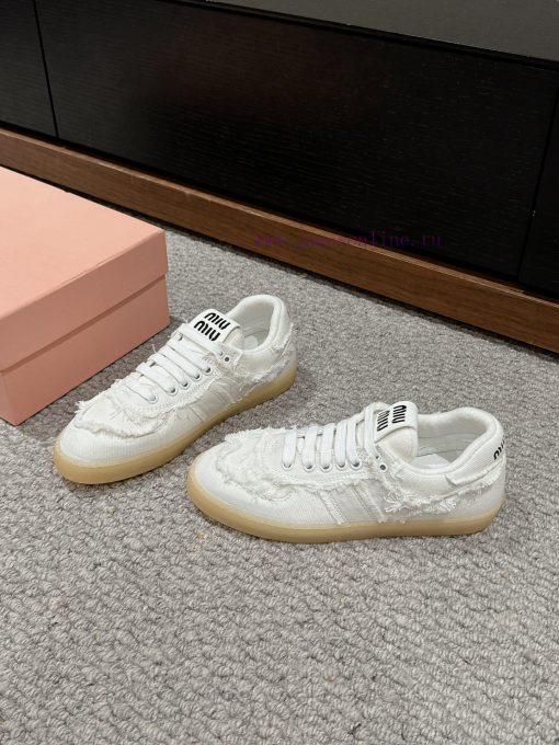 Top Qualitymiumiu Ss24 New Arrival～Miu Miu 2024 Early Autumn New Product | DeXun Sports ShoesDe id43vkjo - Image 4