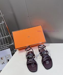 Hermes 2024 Spring/Summer New Kelly SandalsHermes' Only Strap Sandal Features A Minimalist Desi 2gdixmvp