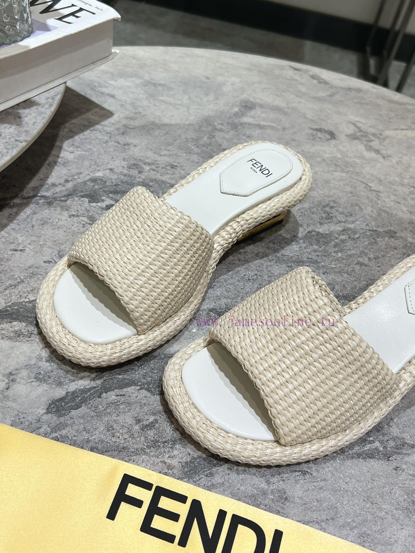 Top Fendi Fashion Show Flagship Series New Products Launched Inspired By The Design Of Fenju Ta lhf9vf84 - Image 8