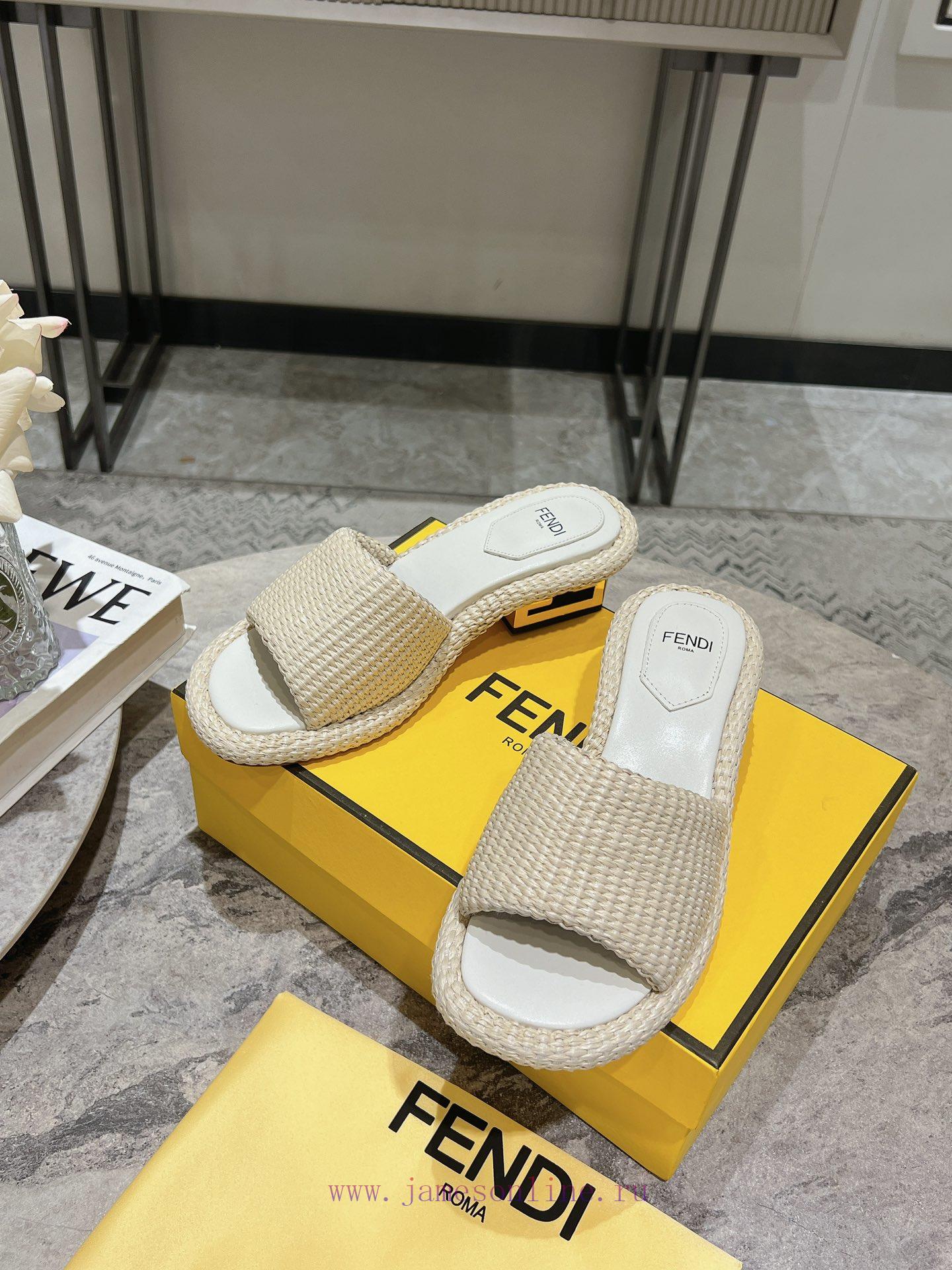 Top Fendi Fashion Show Flagship Series New Products Launched Inspired By The Design Of Fenju Ta lhf9vf84 - Image 9