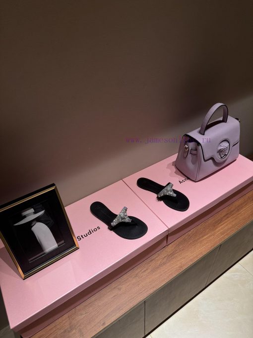 The MostGIUSEPPE ZANOTTI GZ's Pair Of Rhinestone SlippersThis Series Of Slippers Really Gives O 8d4nmba0 - Image 2