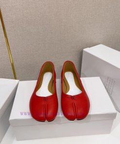 MaisonMargiela Martin Margiela A Classic Split Toe Single Shoe Half A Tray Comfortable On The F 17t6q6ah
