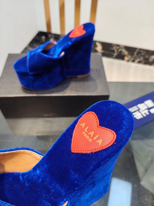 ALAIA's Latest Hate Sky High Water Table Slippers For 2024 With A Unique Heart-shaped Design An aqu24mdu - Image 7