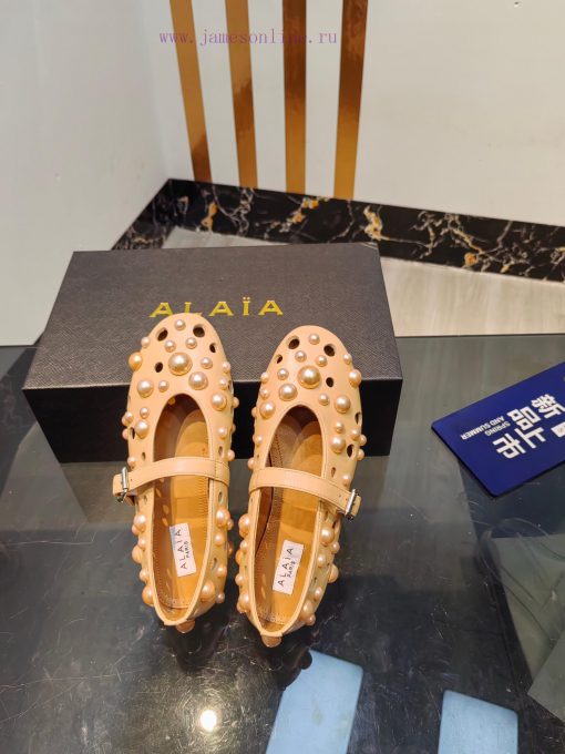 ALAIA's Latest Ballet Shoes For 2024 Featuring A Unique Heart-shaped Design And A Sexy Look On 5wt9vd92 - Image 9