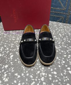 Valentino. The Latest Collection Of Valentino Features The Most Detailed And Perfect Classic St pint1qee