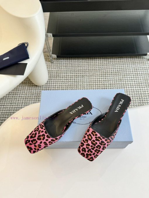 Prada 24/Show Style Satin Square Toe Triangle Heel High HeelsWearing The Elegant And Intellectu 43ior3no - Image 13