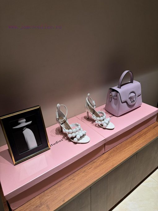 The MostALAIA24 Spring/Summer New Round Headed Straw High Heels Thanks ToHe Has A Background In bmmw03kz