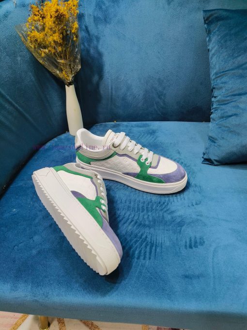 This Time Out Sports Shoe Is Made Of Smooth Cowhide Leather With A Metallic Texture Leather Out fh9g1h30 - Image 8