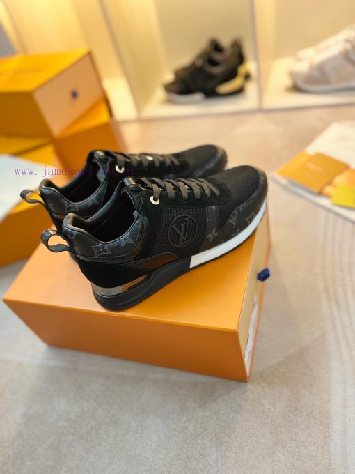 Louis Vuitton Draws On The Design Essence Of Classic Running Shoes 🧸🧸🧸 Create Iconic Run Away S z4pisjdf - Image 16