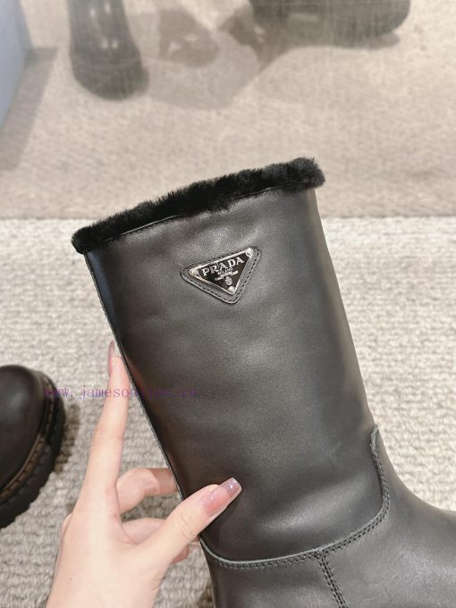 Top QualityPrada Fw24 New Arrival～P Home 2024 Autumn/Winter Thick Soled Mid Tube Woolen Boots N qkv7fj4w - Image 17