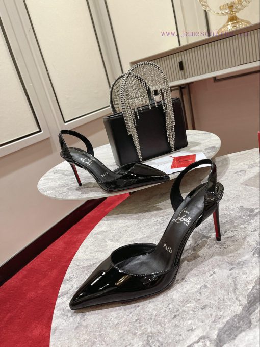 Wearing A Set Of Single Shoes. W️The Inspiration For This Season's New Product O Marylin Comes qz560qzi - Image 15