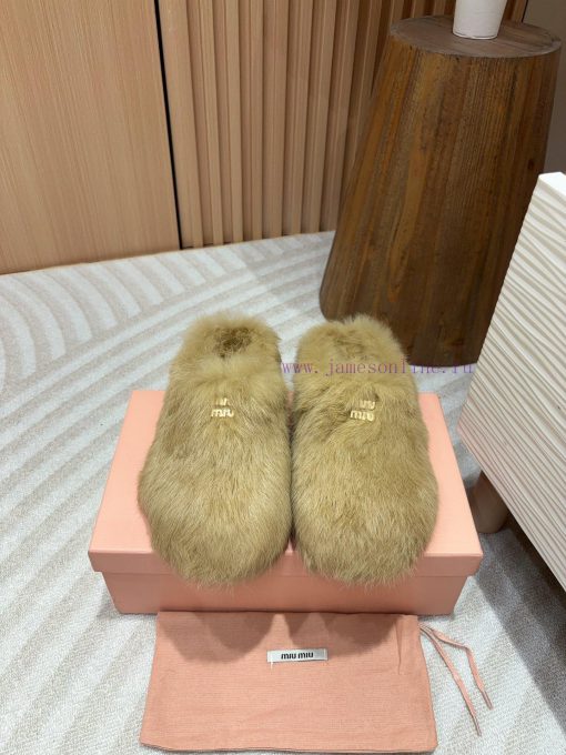 -24Ss Autumn/Winter New Miu Miu Rabbit Hair Half Dragged Muller Shoes Fury SlippersThis Fur Int uxhz6kw1 - Image 3