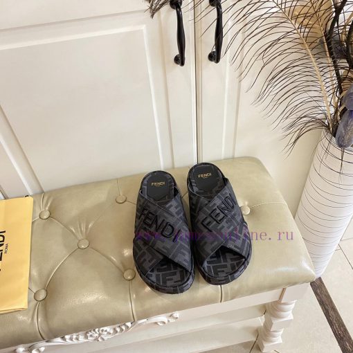 Fendi Couple's Cross Slippers Custom Jacquard Fabric Surface Sheepskin Lining Sizes 35-45Update 8k7cr9un - Image 5