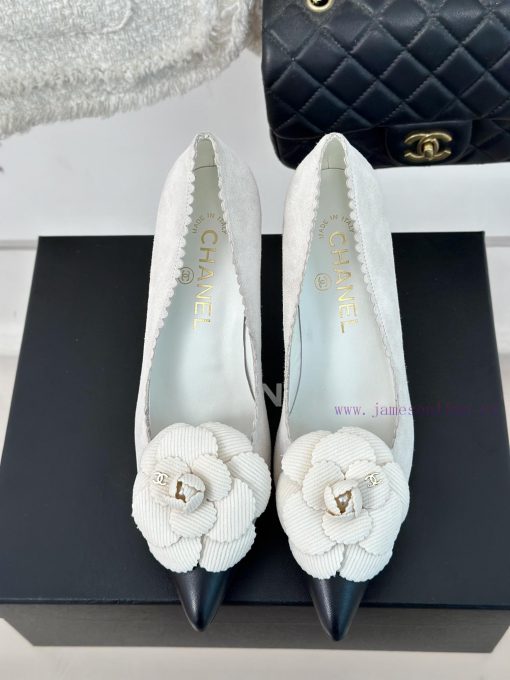 Chanel | Chanel 24B New ProductCamellia Double C Coarse Custom ShoesThe Shoe Upper Is Made Of O hwti4tzp - Image 5