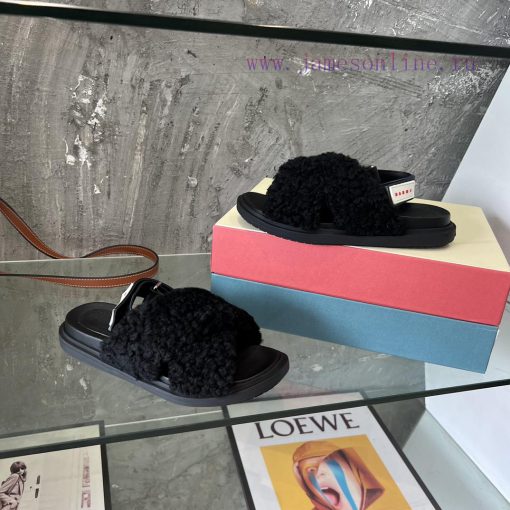 Marni Early Autumn Hairy Sandals Paired With Socks Are Very Explosive. They Are Cute And Fashio n0z0rgxl - Image 17