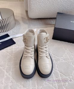 Chanel's New Thick Soled Diamond Grid Short Boots Are A Classic Versatile Series With A Large C 9bh00cqc