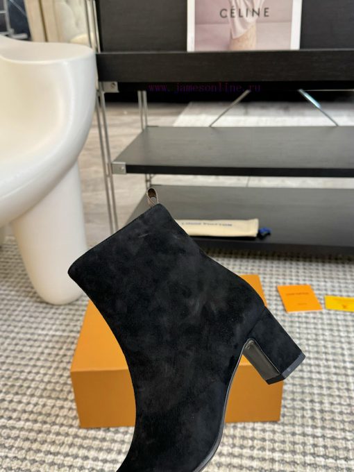 LV Donkey Brand 2024 Autumn And Winter New Style Thick Heel Short Boots Pointed Bare BootsIt's l920jac8 - Image 18