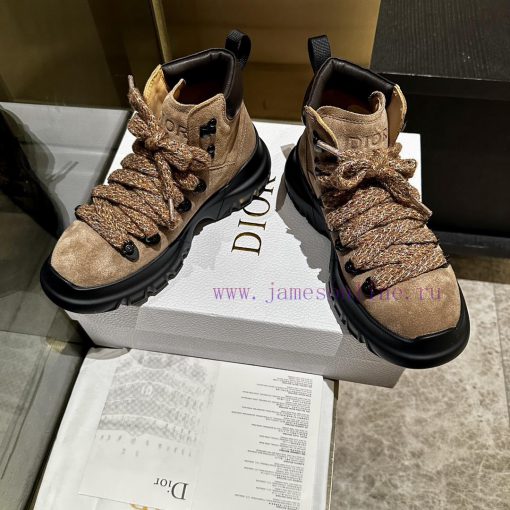 The New C 'est Dior Sneakers From The Dior 2024 Series Showcase A Striking And Fashionable Styl agpt0s05 - Image 2
