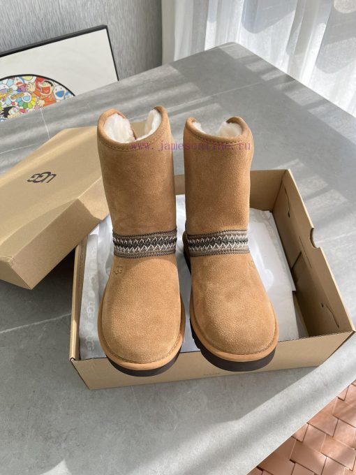 - Chestnut Color UGG Gucci Autumn And Winter New Classic Short Boots - Crescent SeriesRetro Sty 1tcmx1q9 - Image 2