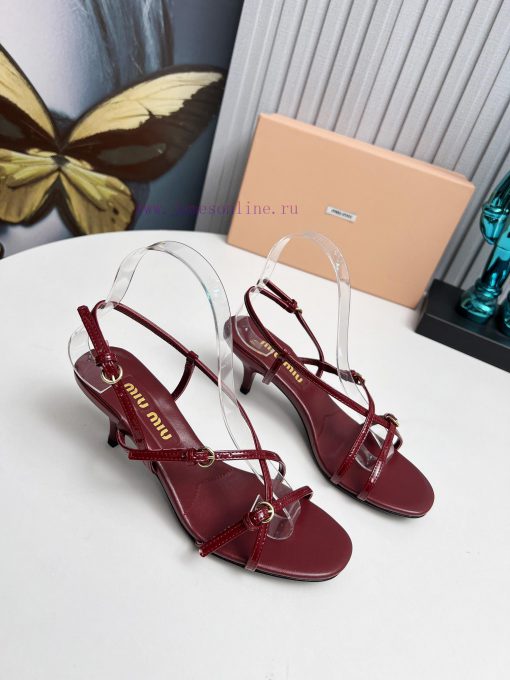 The 2024 New Product MIU MIU Has A Brand New And Super Beautiful Decoration Combination Full Of cxgdrpah