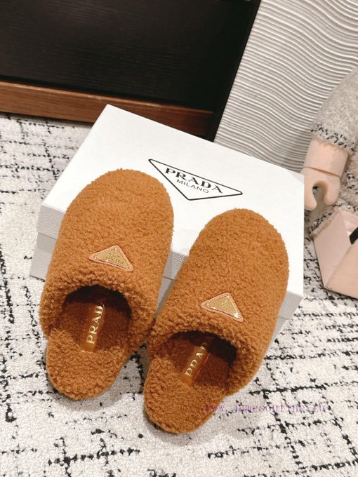 Top QualityPrada Fw24 New Arrival～P Home 2024 Autumn/Winter New Hairy SlippersHow Could A Pair cb5btldg - Image 4