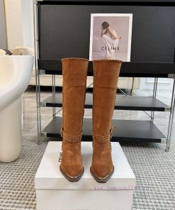 CELINE's Latest Retro Fashion Boots For Fashion Bloggers Featuring A Vintage European And Ameri 3udzpp1z