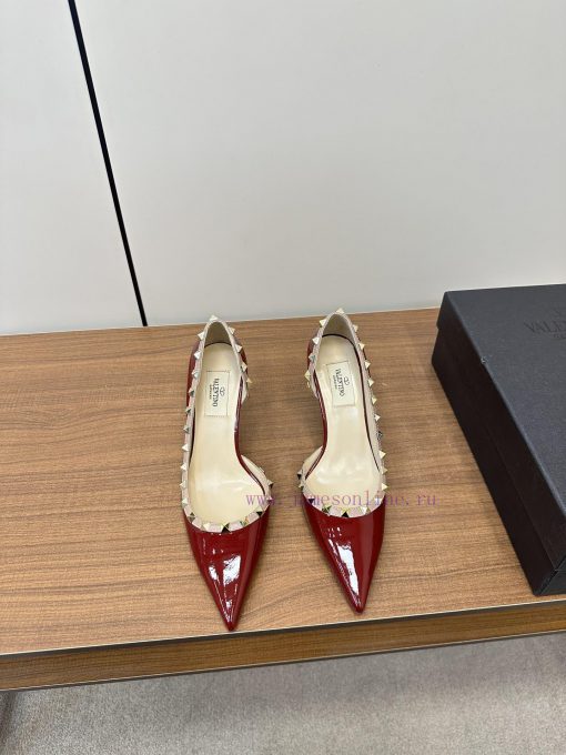 2025 Early Spring Valentino VT New Fashionable Side Hollow Rivet Single ShoeUnparalleled Qualit zpqaxqtn