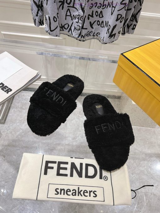 Two ⃣ 0 ⃣ Two ⃣ Four ⃣ New Fendi FENDI Flat Wool Slippers For Autumn And Winter Featuring Real qq9rrhtq
