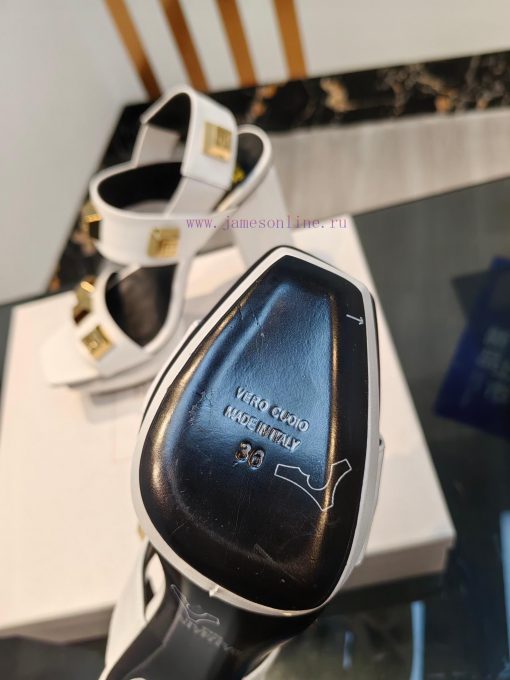 Out 𝘽𝙖𝙡 * 𝙖𝙞𝙣 Balmain 2023 Spring/Summer Fashion Show Hentian High Water Platform SandalsBrand nz58efgl - Image 6