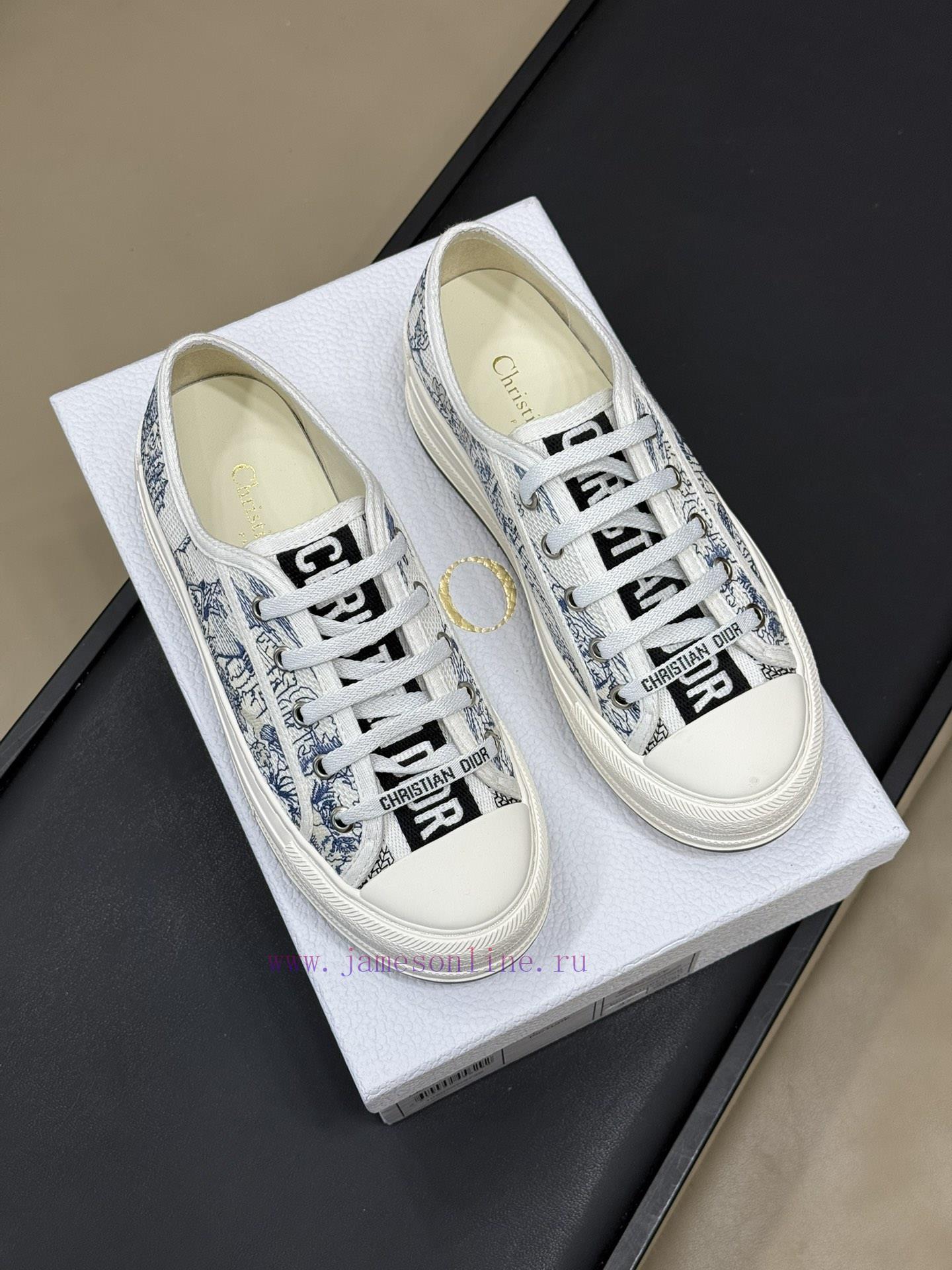 Dior Inserts New ColorsDior 25 Spring/Summer Thick Soled Embroidered SneakersThe Thickened Sole ics903wl - Image 4