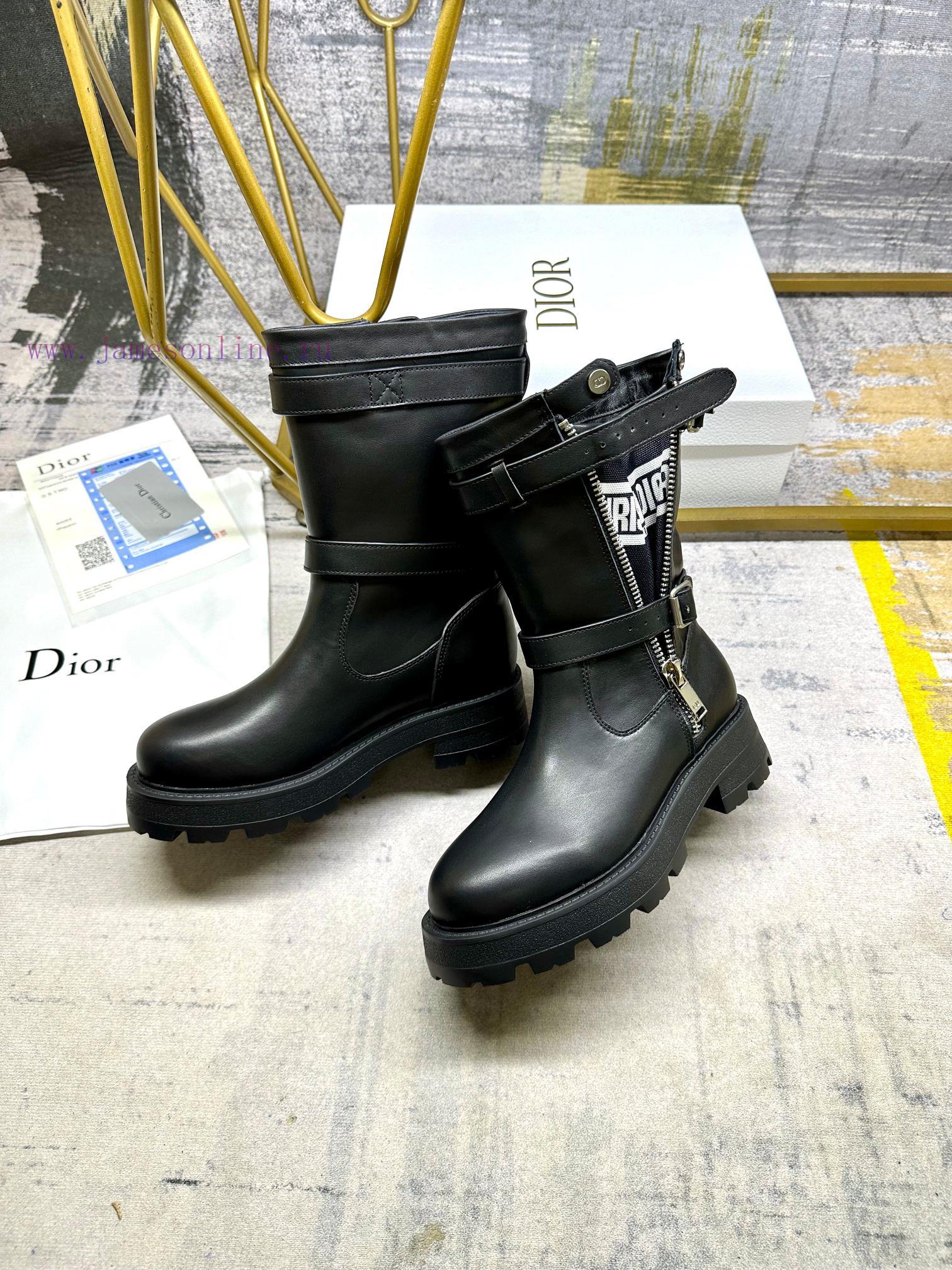D-Quest And Ankle Boots Are New Products For Early Spring 2025 With A New Interpretation Of Pun xo0vhx3r - Image 3