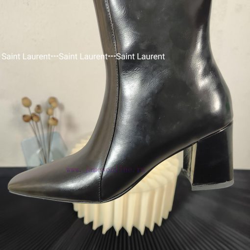 Yves Saint LaurentYves Saint Laurent𝙔𝙫𝙚𝙨 𝙎𝙖𝙞𝙣𝙩 𝙇𝙖𝙪𝙧𝙚𝙣𝙩Saint Laurent Chelsea Short Boots Thick H 4ansqcro - Image 9