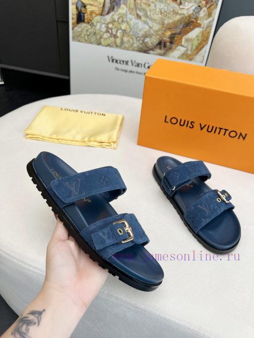 Louis Vuitton's New Spring And Summer Slippers Are On The Market With 11 High-end Customization kmvj144b - Image 7