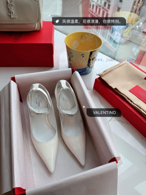 𝒗𝒂𝒍𝒆𝒏𝒕𝒊𝒏𝒐𝟐𝟓𝑭𝒘 Early Spring New Products ᥫᩣFabric Patent LeatherInner SheepskinLeather SoleElega 40s4daid