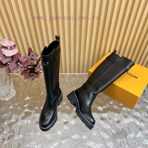 Purchasing Grade Fully Equipped PackagingThis LV Beaubourg And Ankle Boot Features Suede Leathe ho9jy0f4 - Image 7
