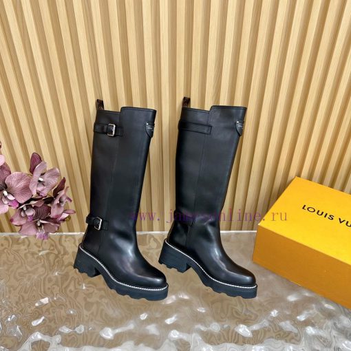 Purchasing Grade Fully Equipped PackagingThis LV Beaubourg And Ankle Boot Features Suede Leathe ho9jy0f4 - Image 10