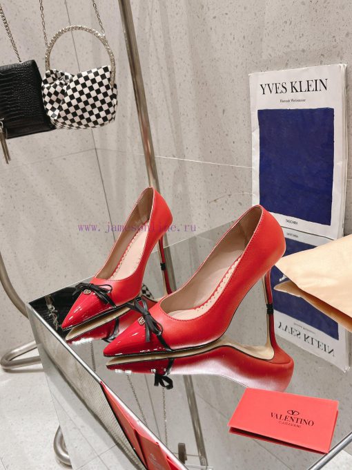 2025 Early Spring New Valentino Spring/Summer New Product Double Leather Splicing Single ShoeTh e84f9dt0 - Image 4