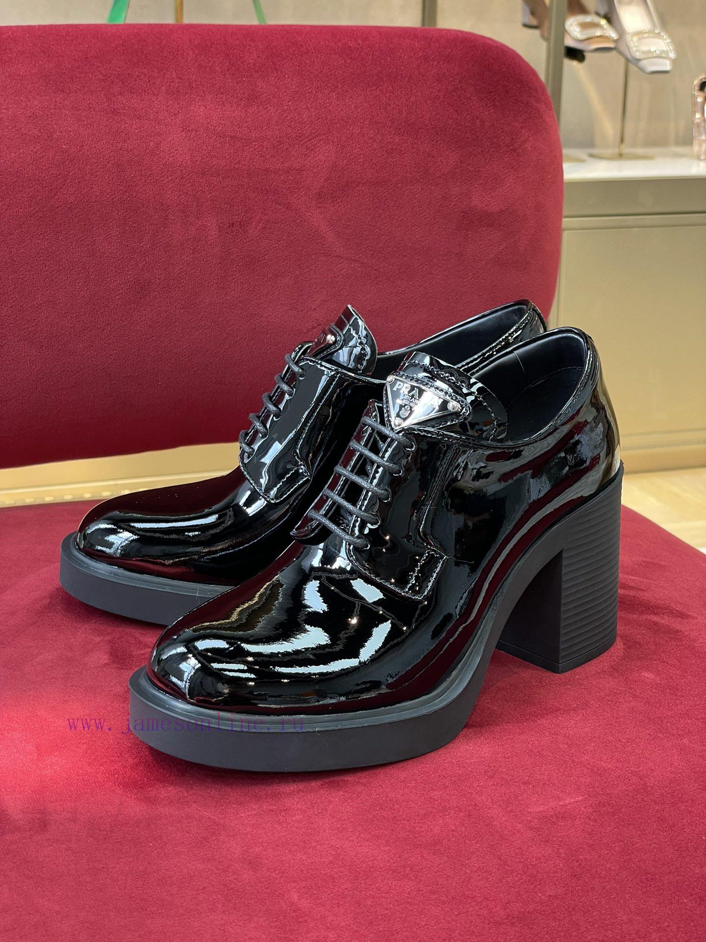 𝐏𝐑𝐀𝐃𝐀 Top Tier Heavyweight Launches The Latest Thick Soled Loafers Series Which Has Flooded Var 56c16izf - Image 7
