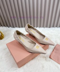 The 2025 New Product MIU MIU Has A Brand New And Super Beautiful Decoration Combination Full Of ufy8scm3