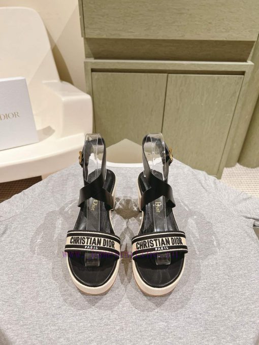 ️𝐃 𝐈 𝐎" 𝐑 " | | ²⁰²5 𝐬𝐬  🤍🤎 Early Spring New Sandals🤍 New Colorful Slippers Full Series Top New qcswvqdv