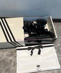 Top Of The Line Caroline Hu X Adidas Originals SL 72 OG Black ️ The Upper Is Made Of Wool Like fkm79hc3