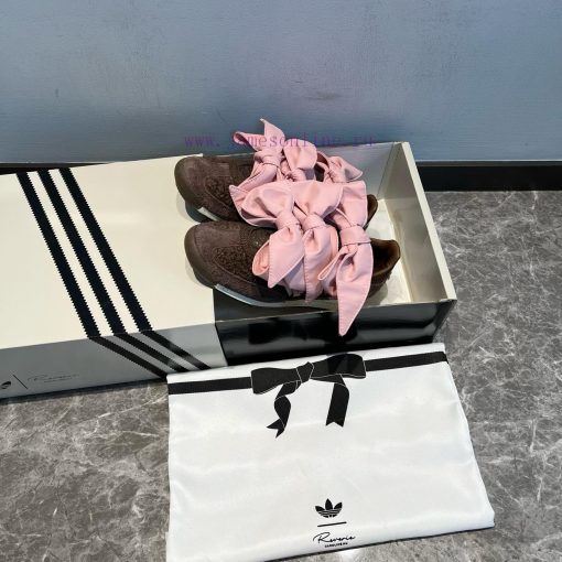 Top Of The Line Caroline Hu X Adidas Originals SL 72 OG Pink ️ The Upper Is Made Of Wool Like M q5s1f0p0 - Image 4